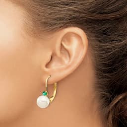 white-round-fw-cultured-pearl-emerald-leverback-earrings