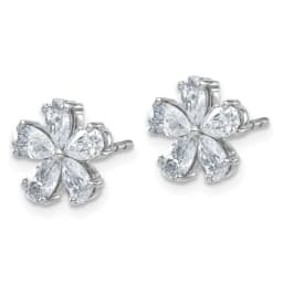 14k-white-gold-flower-pure-light-moissanite-earrings