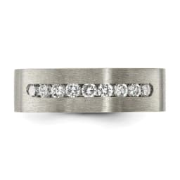 chisel-titanium-brushed-with-cz-flat-7-00mm-band