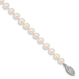 14k White Gold 5-6mm White Near Round Freshwater Cultured Pearl 8.25 inch Bracelet